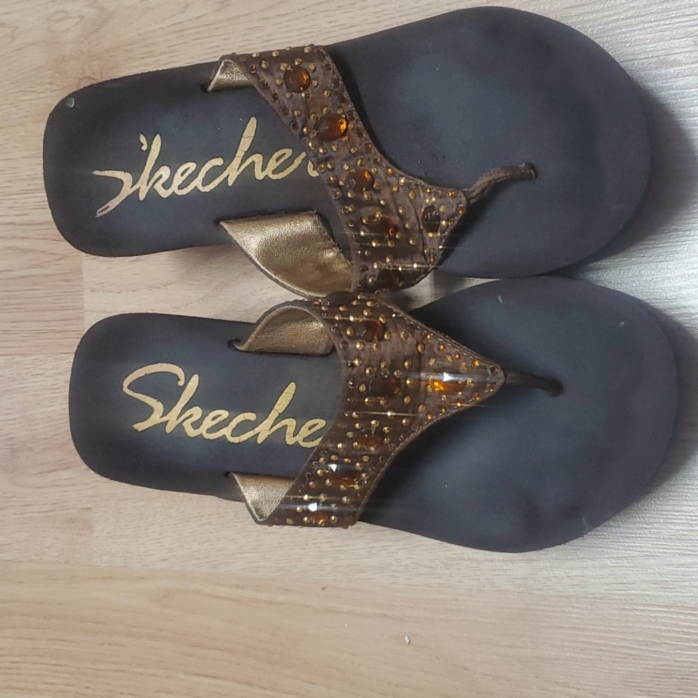 Skechers | Women’s Bejeweled Platform Wedge Flip Flops, Brown, 7